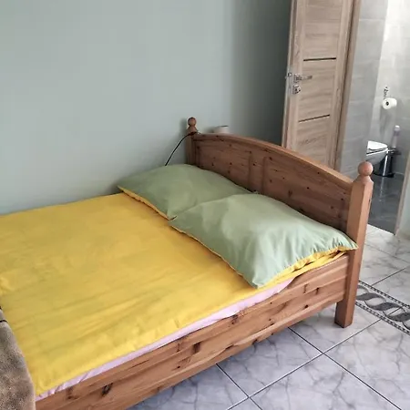 Pokoje Goscinne U Basi Mielno (Koszalin)