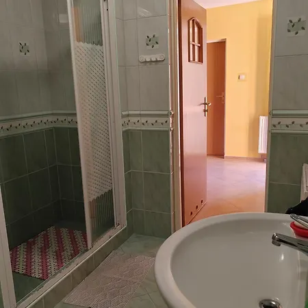 Goscinne U Basi Guest house Mielno (Koszalin)