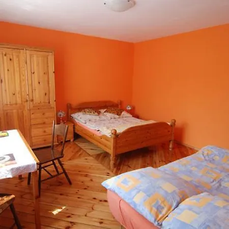 Goscinne U Basi Guest house Mielno (Koszalin)